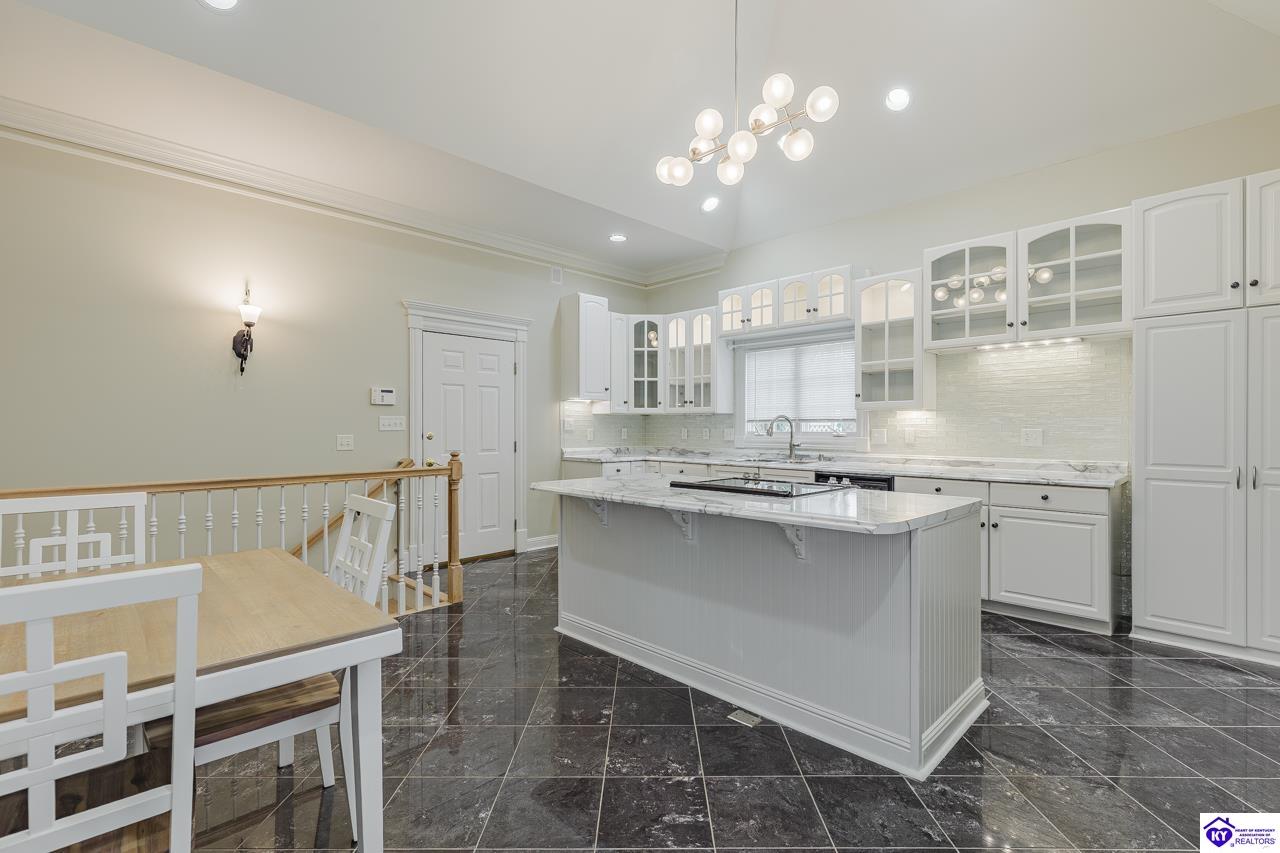 262 Thousand Oaks Drive