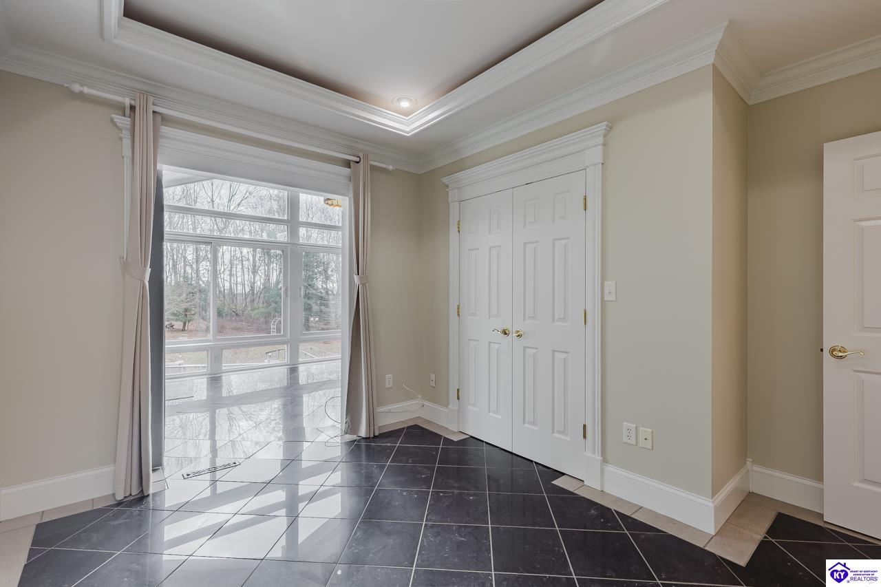 262 Thousand Oaks Drive