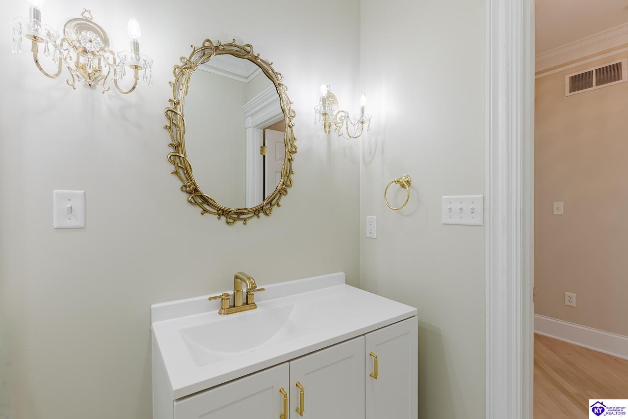 262 Thousand Oaks Drive