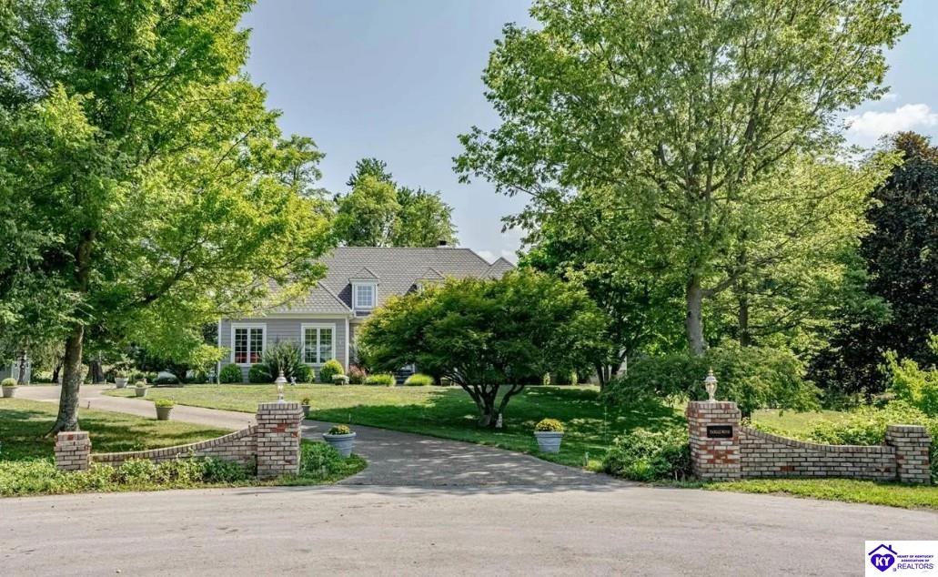 262 Thousand Oaks Drive