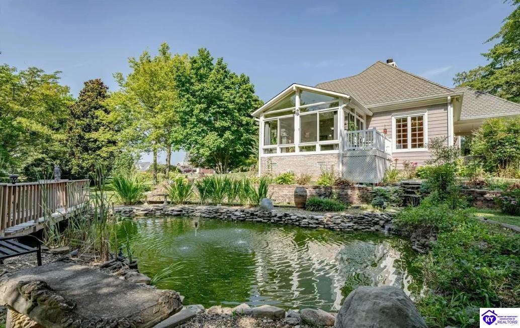 262 Thousand Oaks Drive