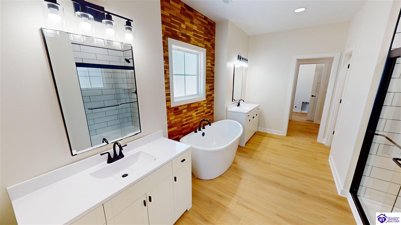 105 Pikes Peak Place