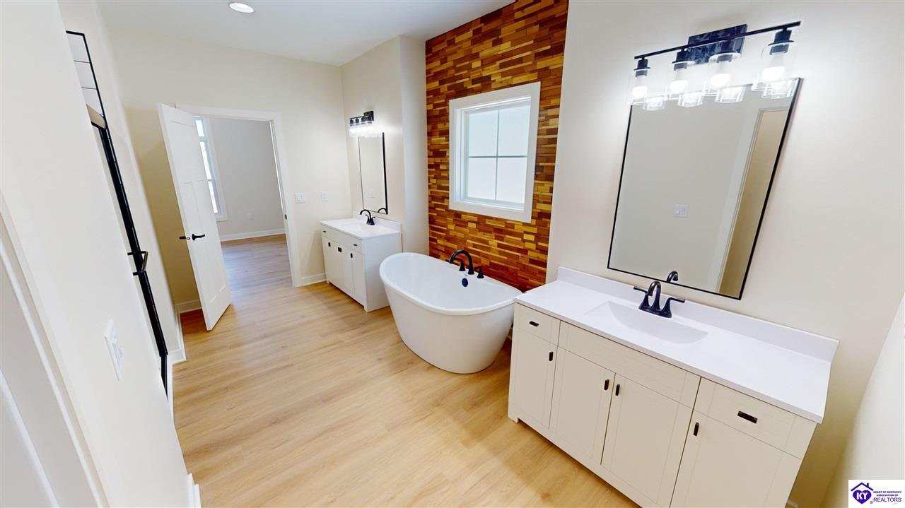 105 Pikes Peak Place