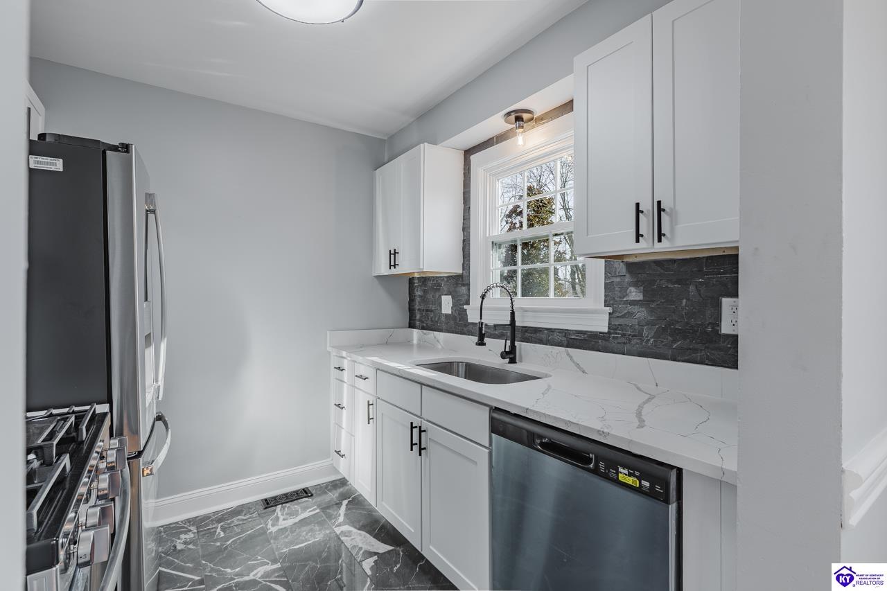 705 Montgomery Avenue