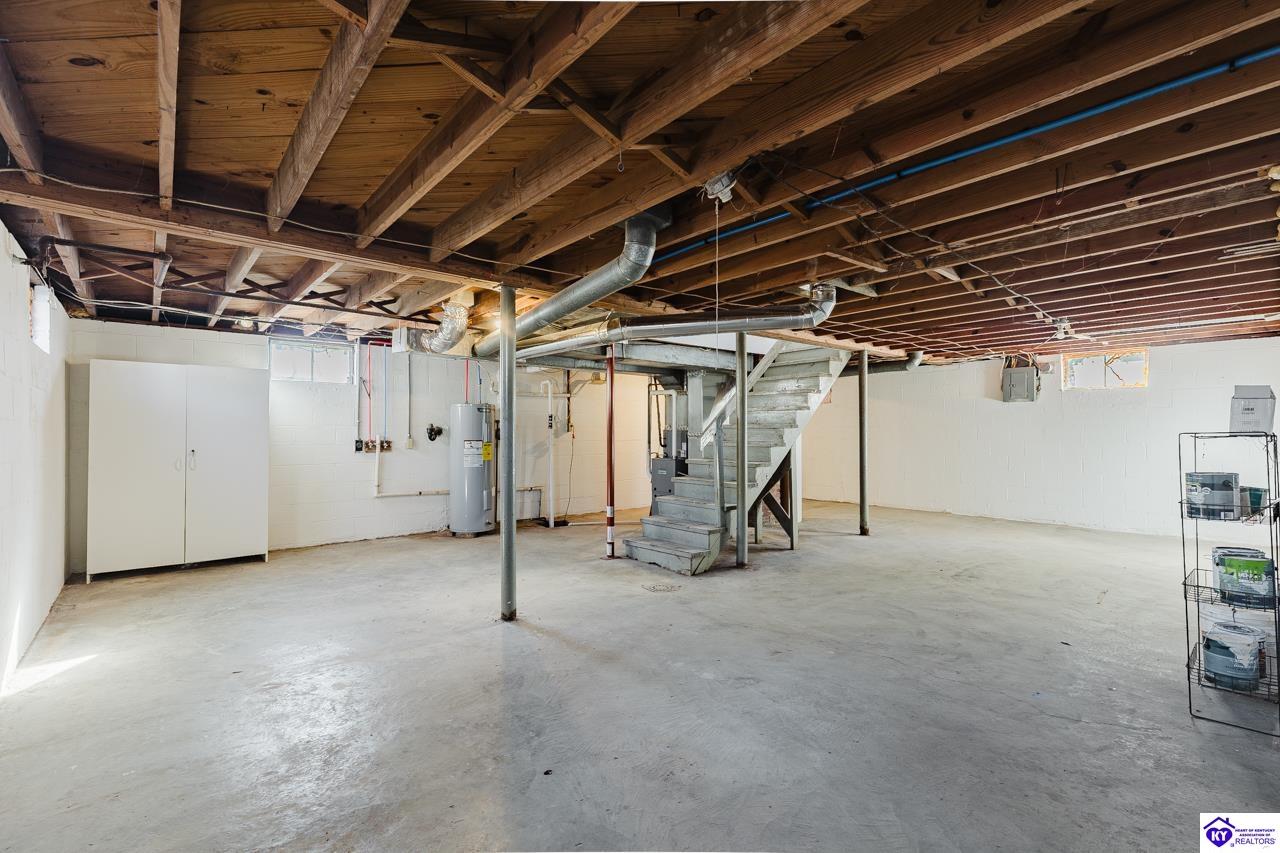 705 Montgomery Avenue