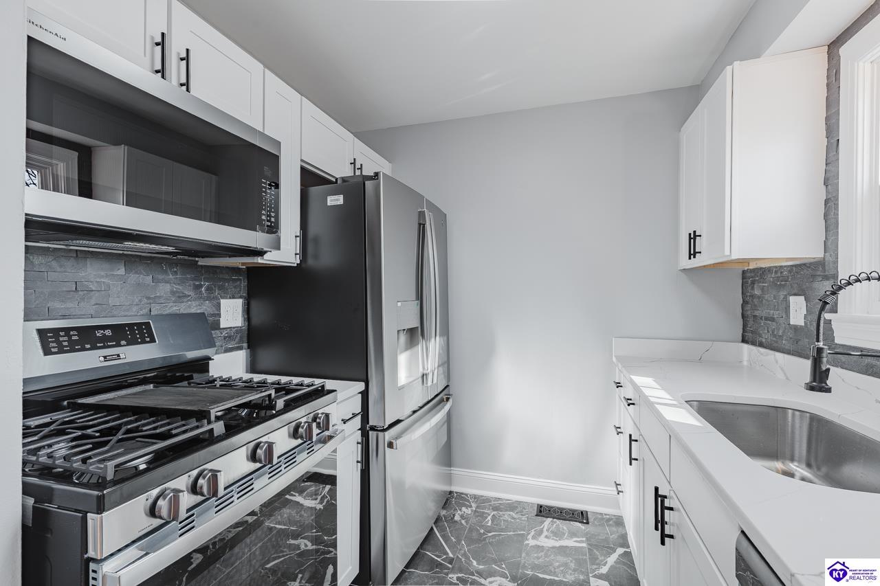 705 Montgomery Avenue