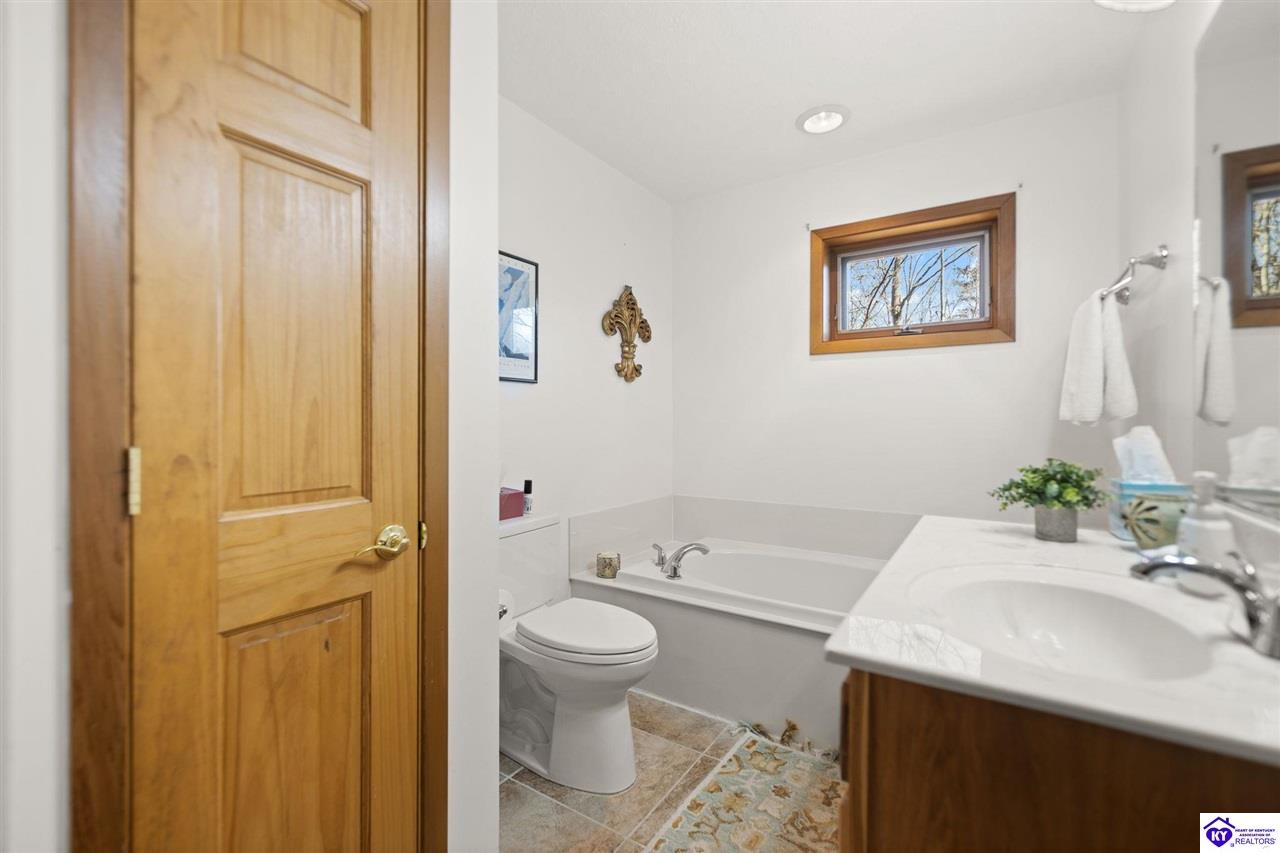 78 Hickory Hills Court