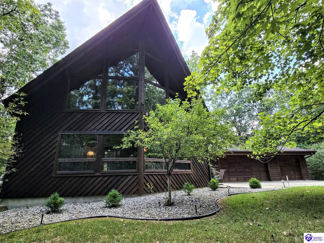 78 Hickory Hills Court