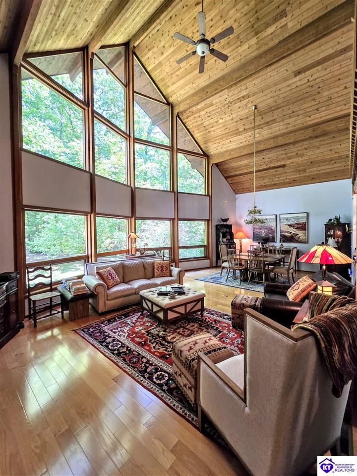 78 Hickory Hills Court