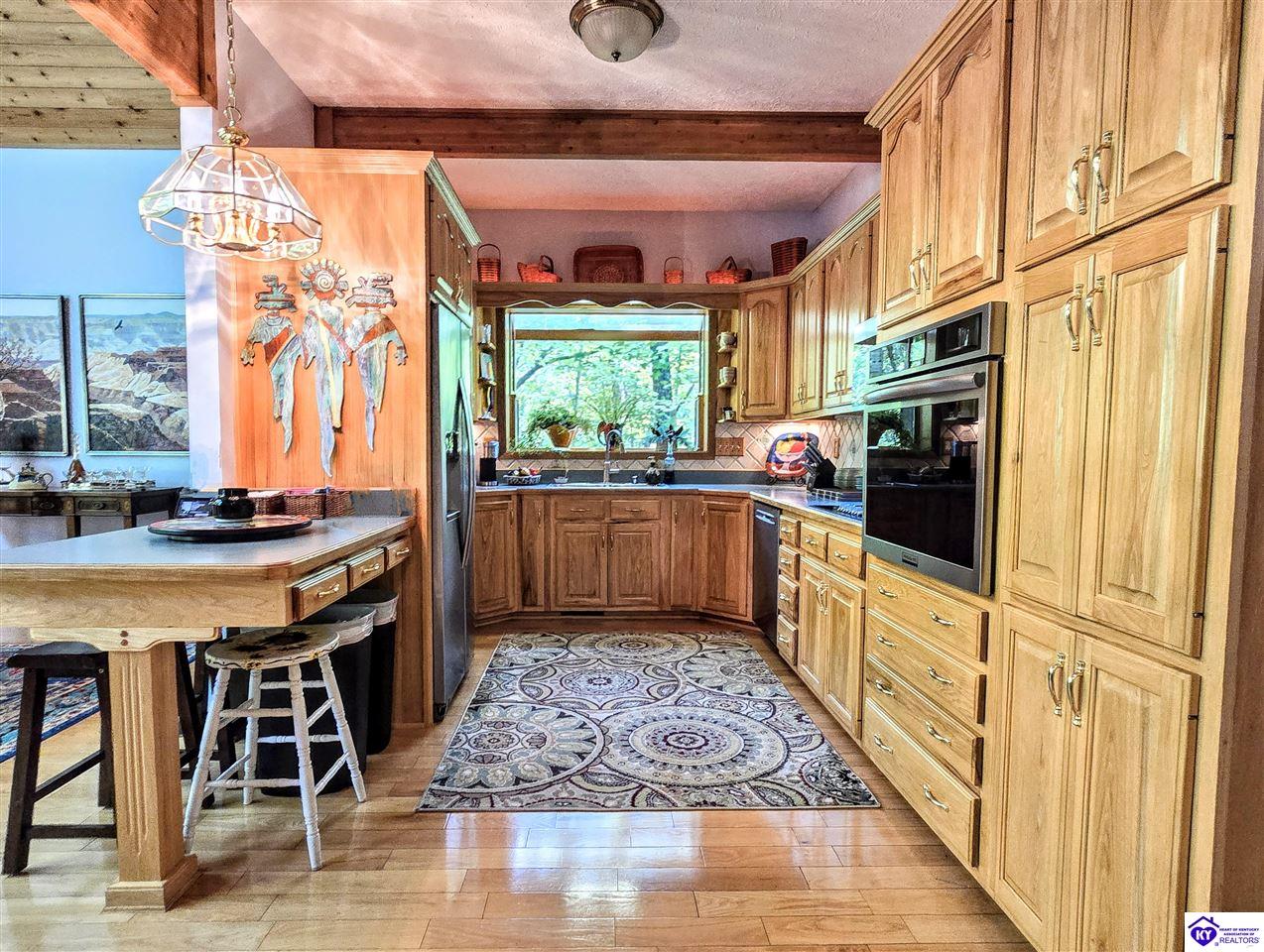 78 Hickory Hills Court