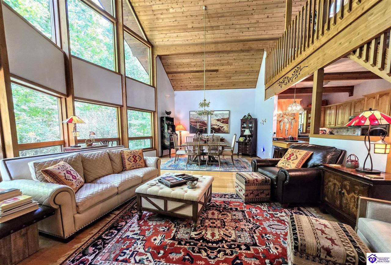 78 Hickory Hills Court