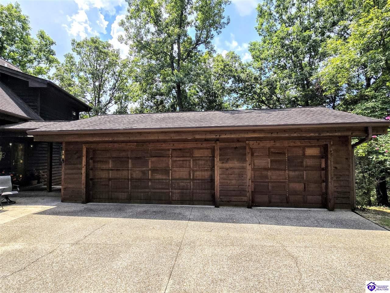 78 Hickory Hills Court