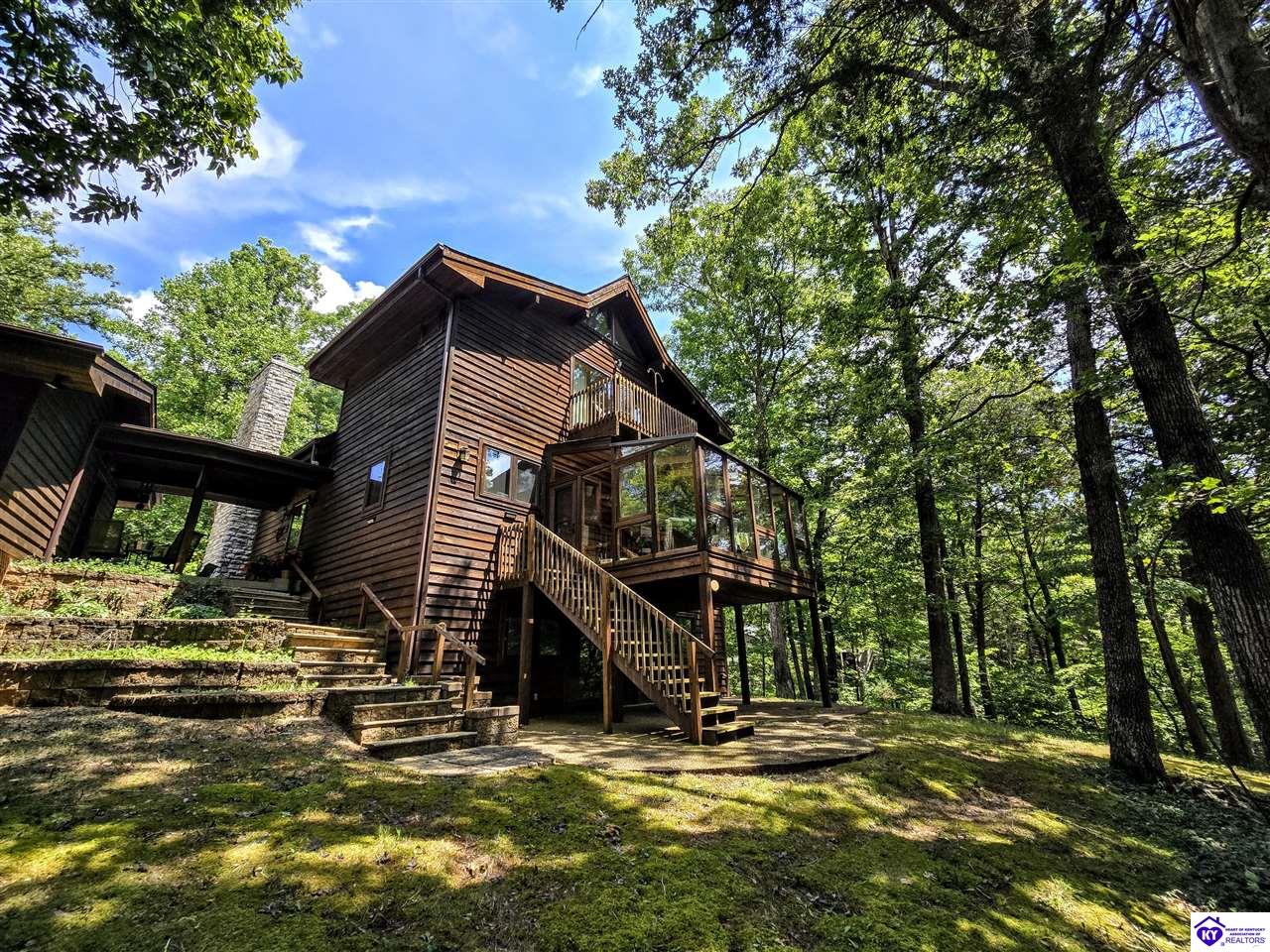 78 Hickory Hills Court