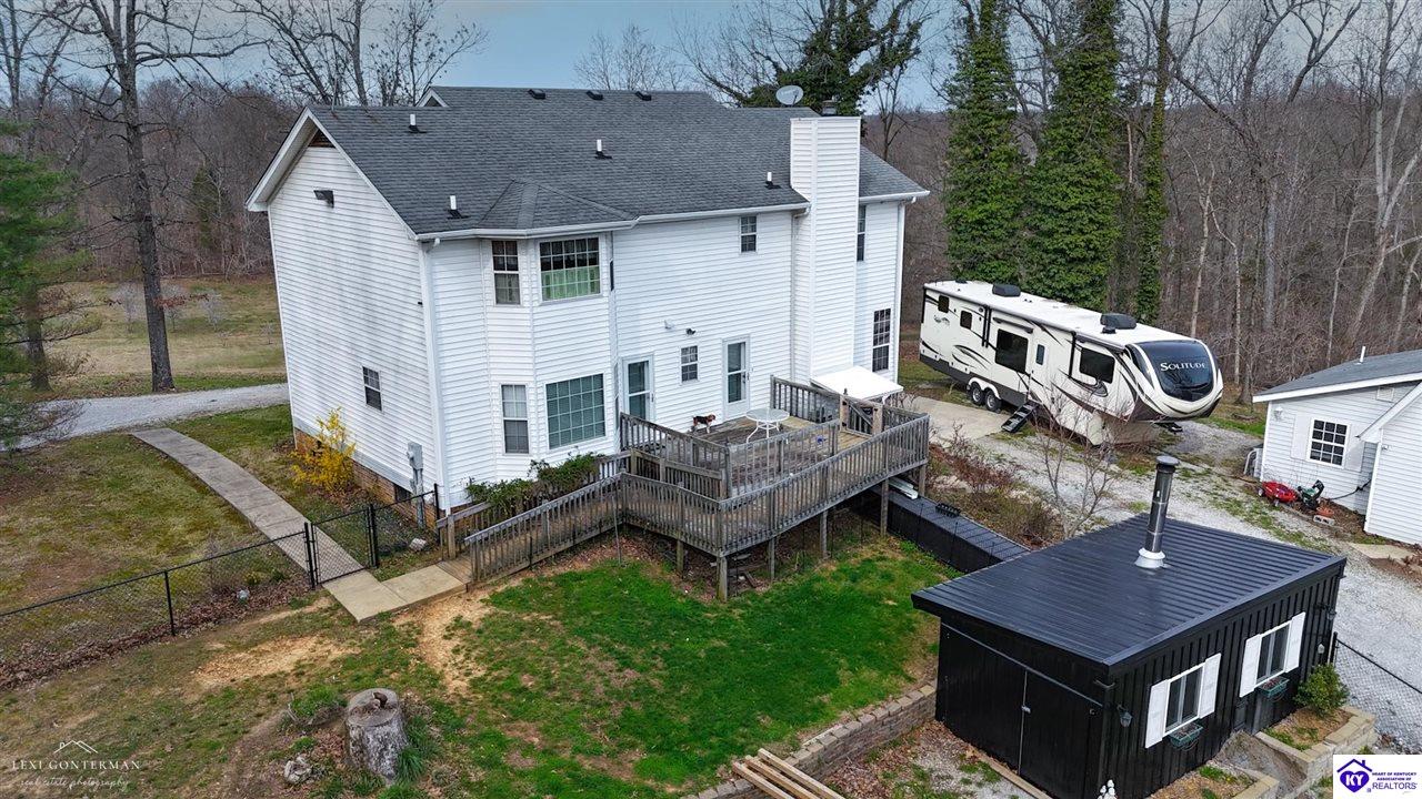 7 Oakwood Court