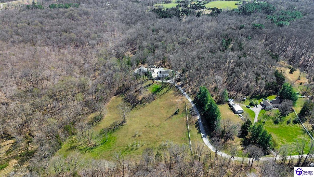 7 Oakwood Court