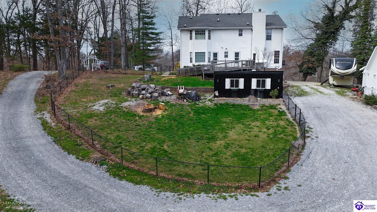 7 Oakwood Court