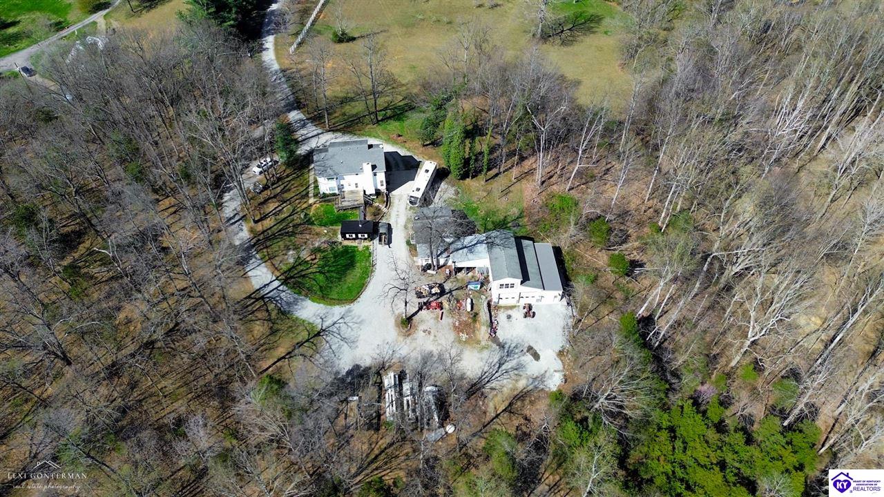 7 Oakwood Court