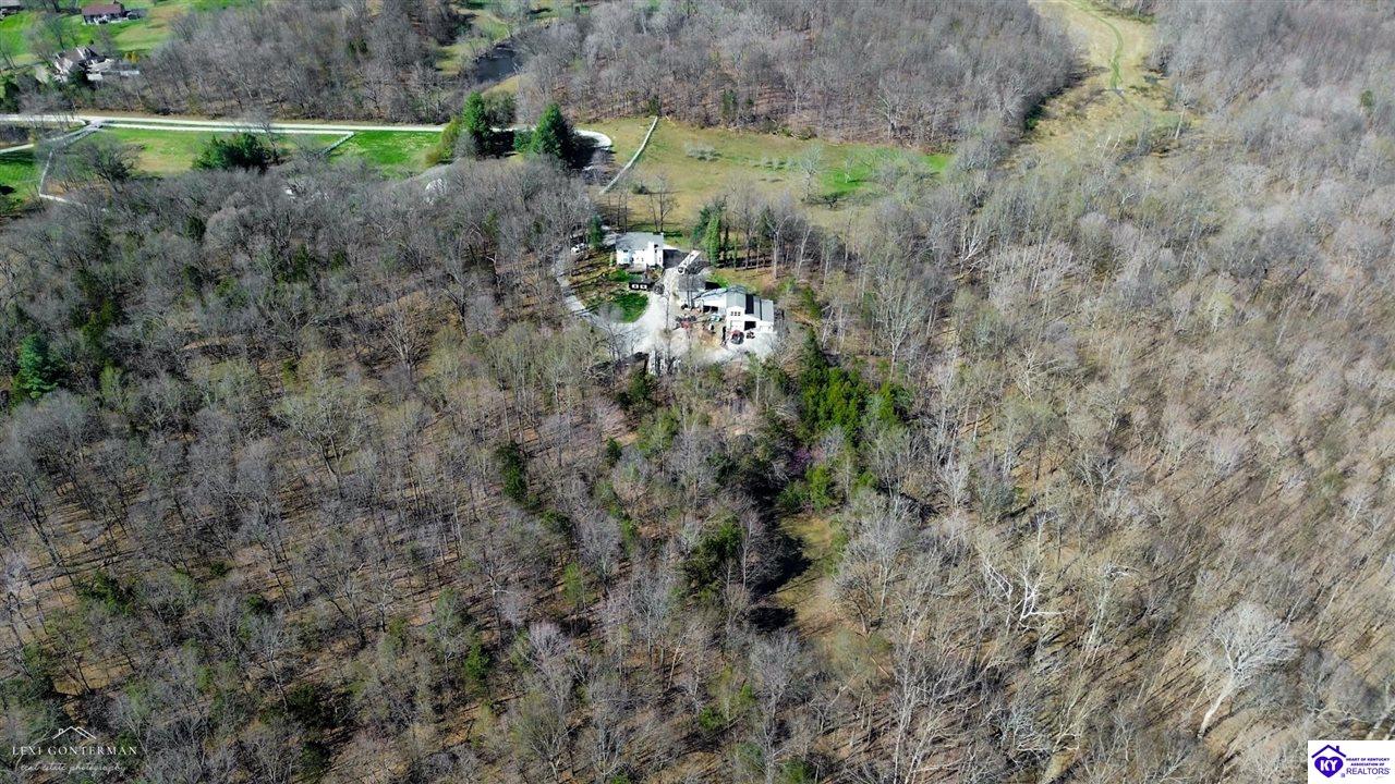 7 Oakwood Court