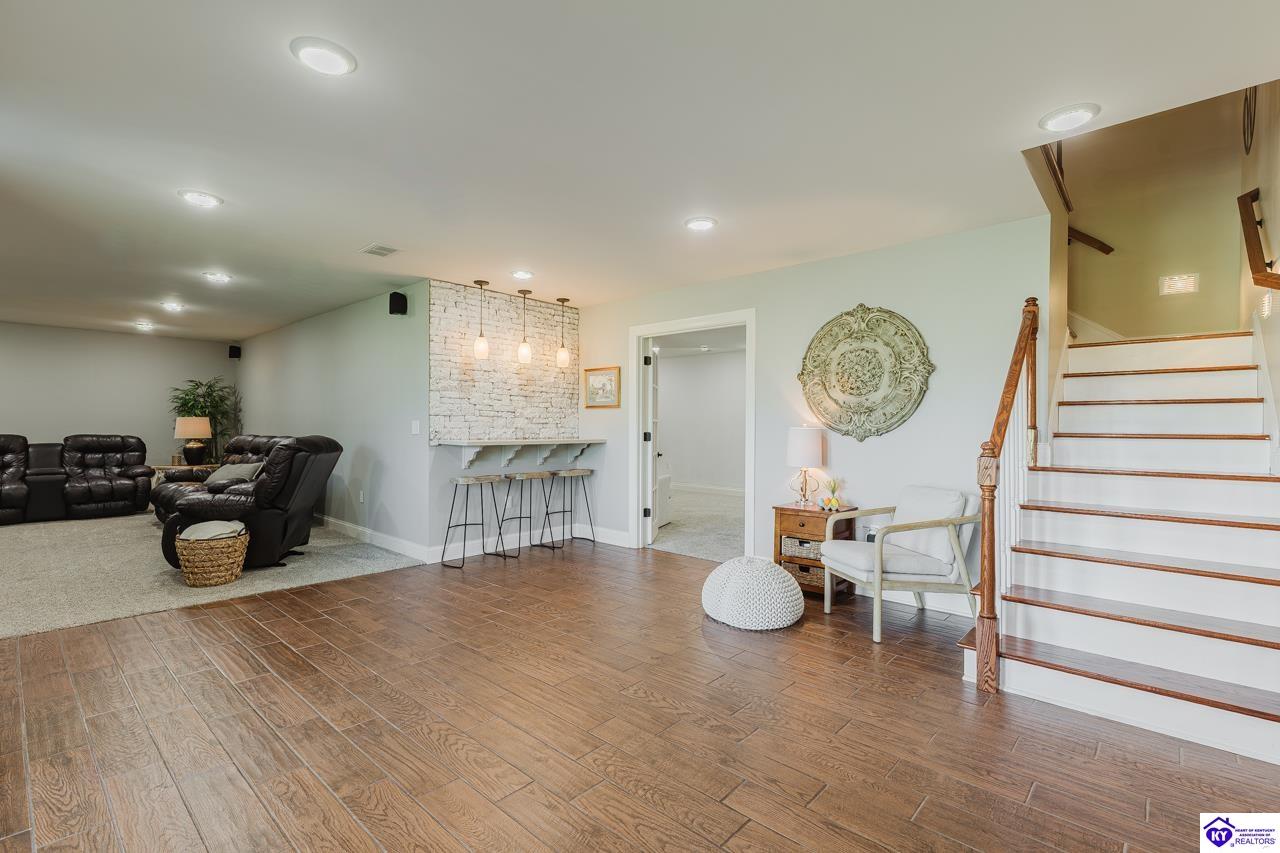 151 Thousand Oaks Drive