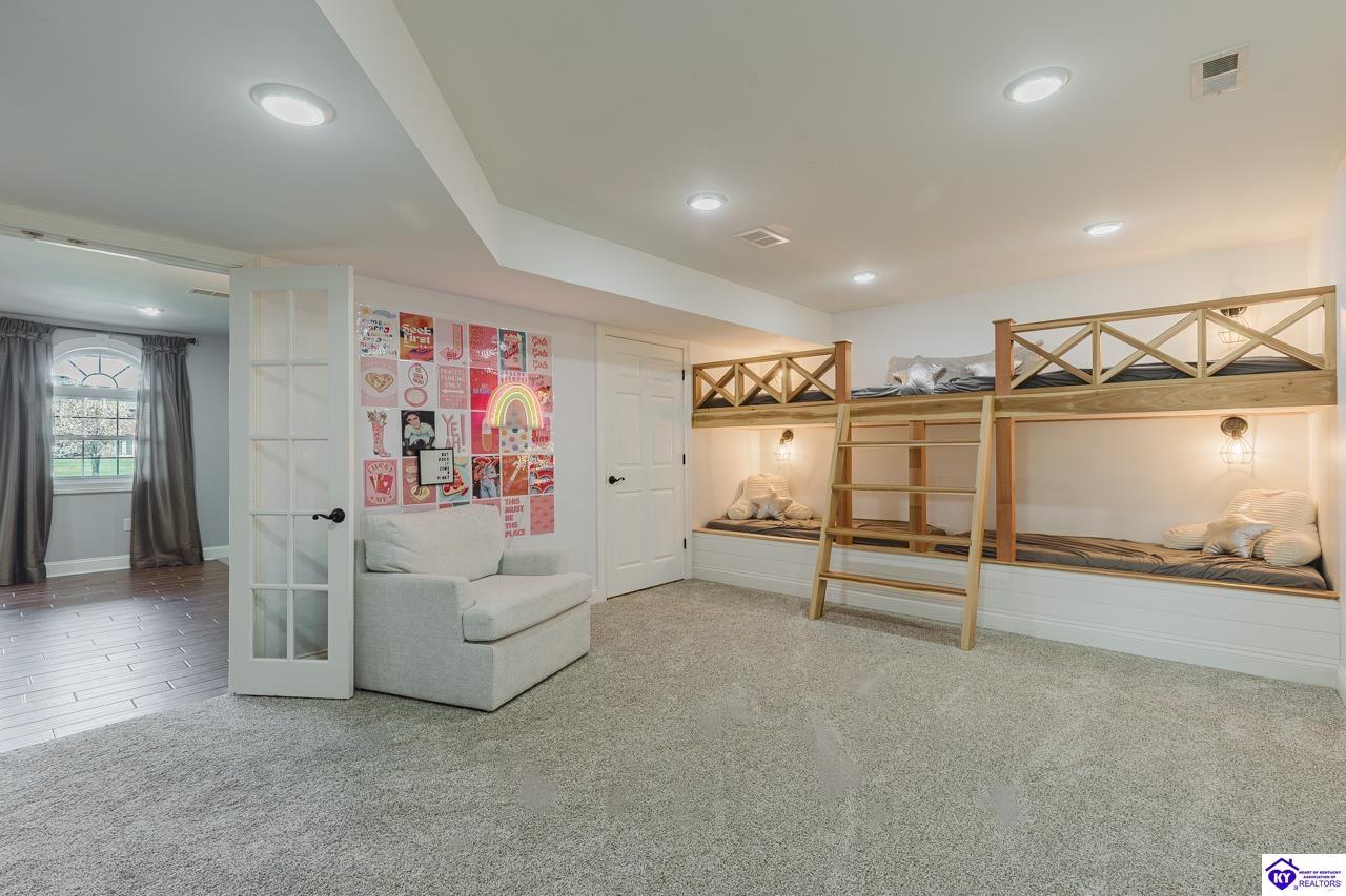 151 Thousand Oaks Drive