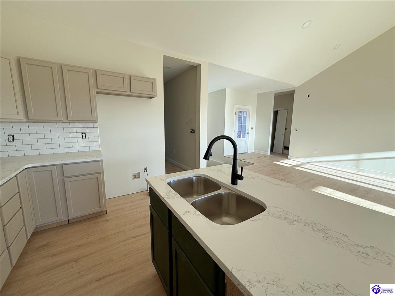 105 Pikes Peak Place