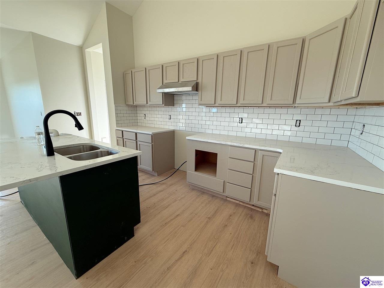 105 Pikes Peak Place