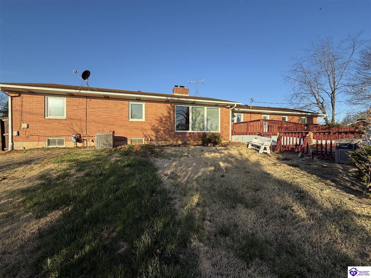 114 N Logsdon Parkway