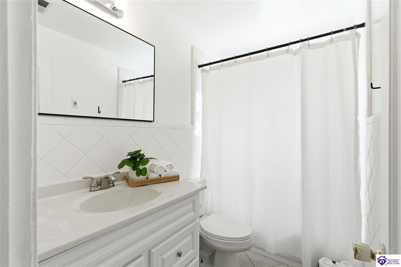 7495 Virginia Avenue