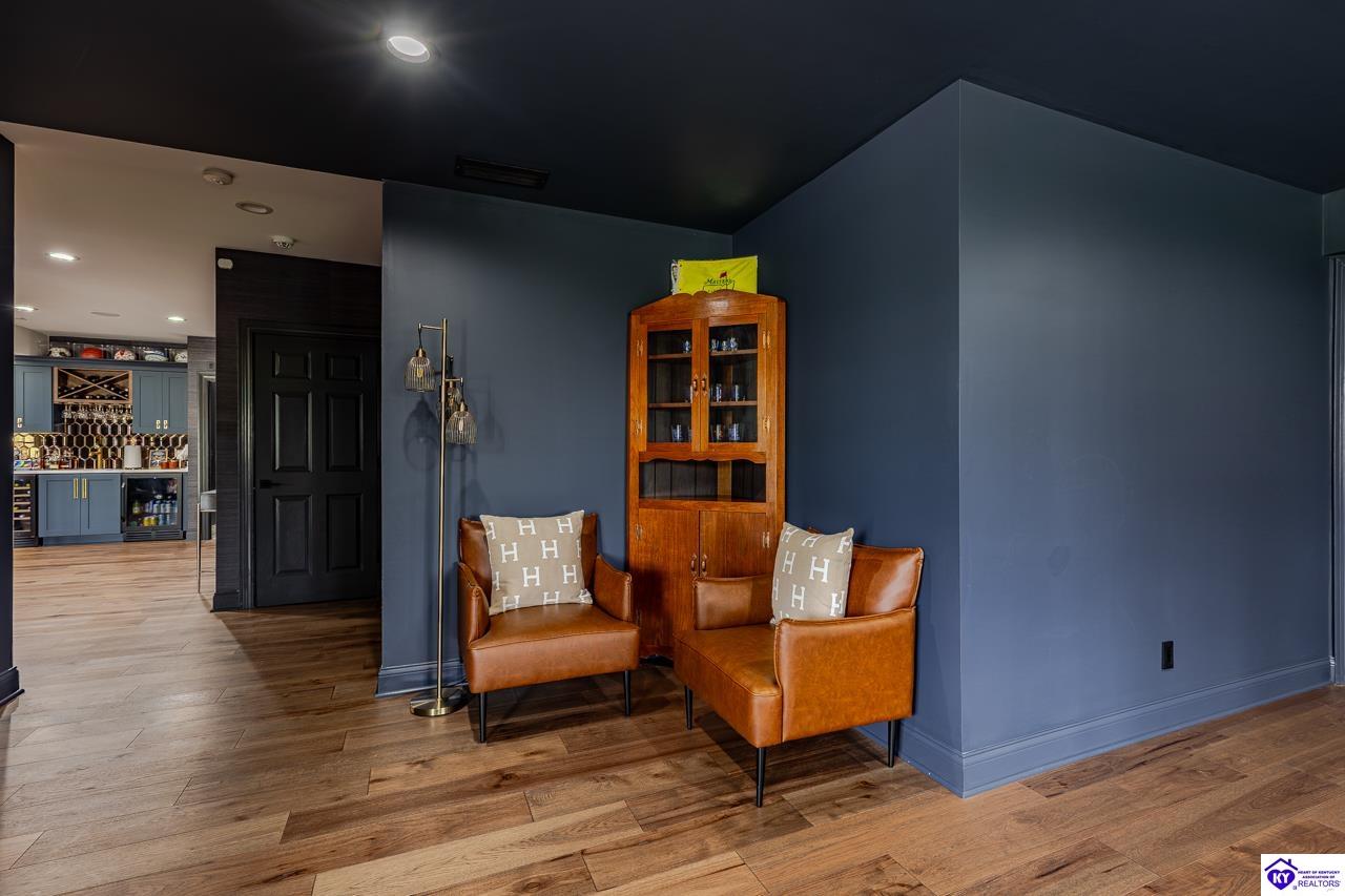 1101 Driftwood Lane