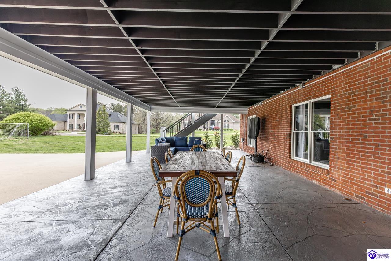 1101 Driftwood Lane