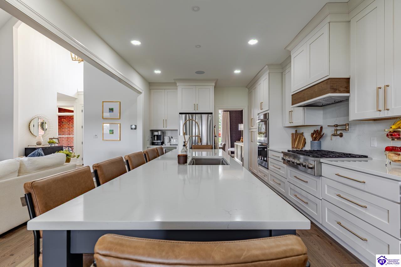 1101 Driftwood Lane