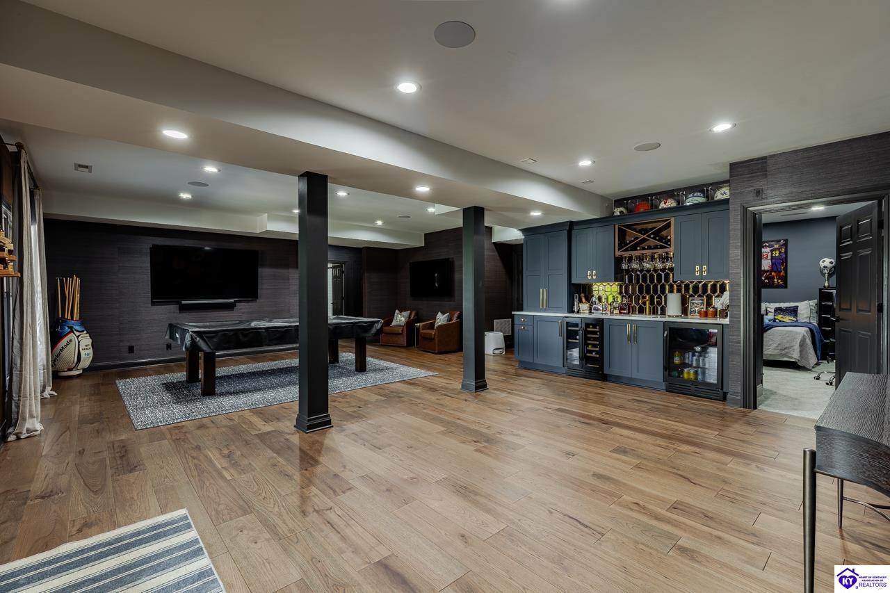 1101 Driftwood Lane