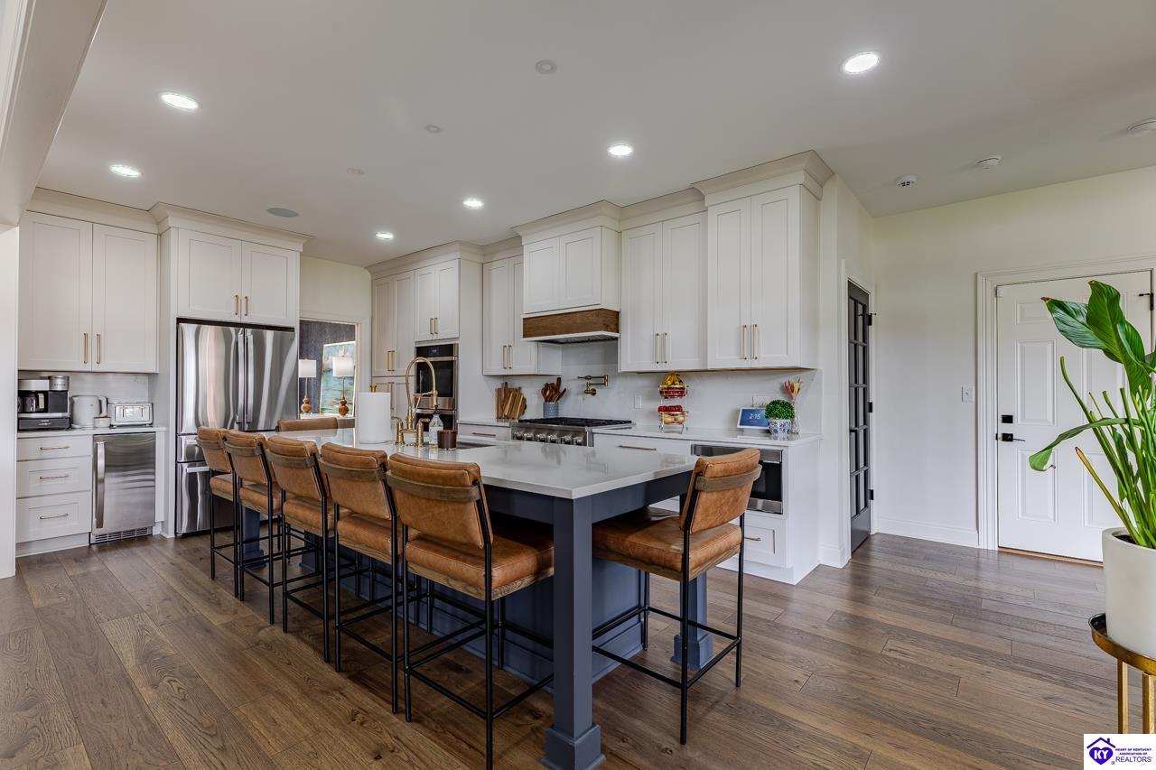 1101 Driftwood Lane