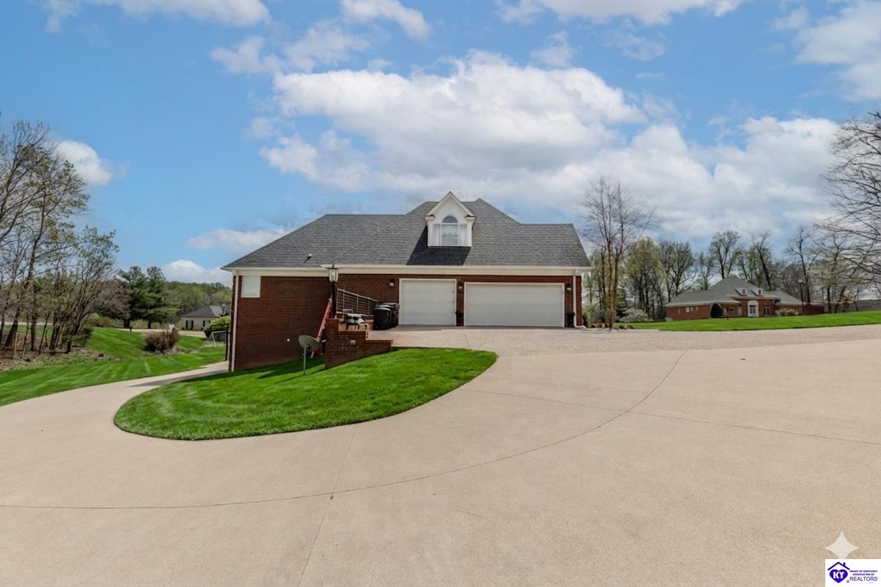1101 Driftwood Lane