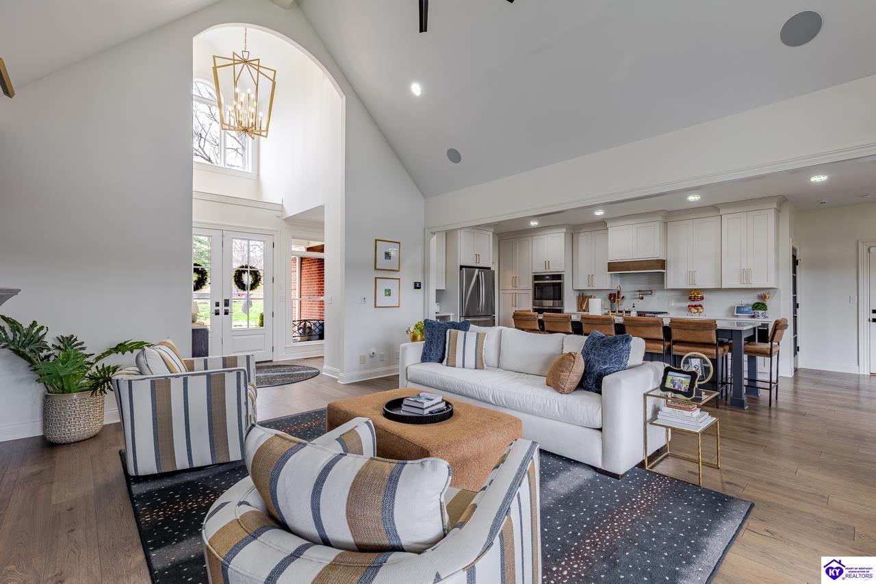 1101 Driftwood Lane