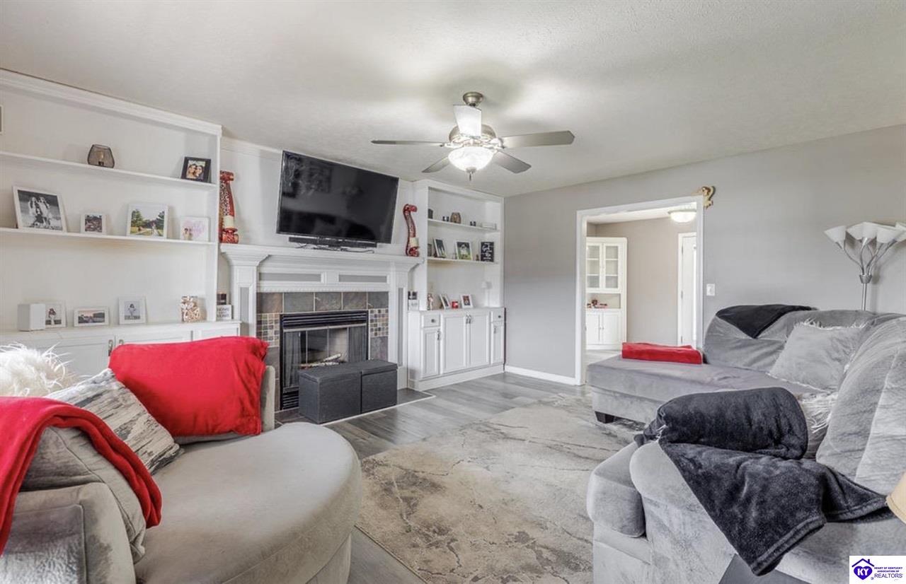 415 Nicholas Ridge Drive