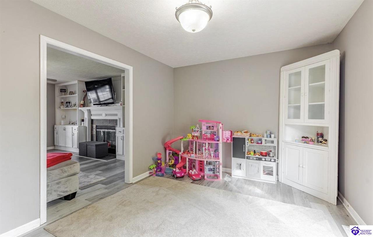 415 Nicholas Ridge Drive