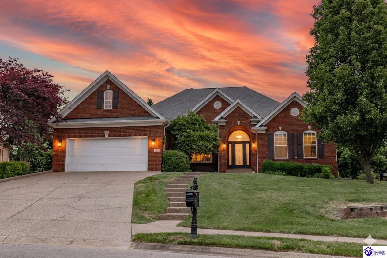 227 Evergreen Garden