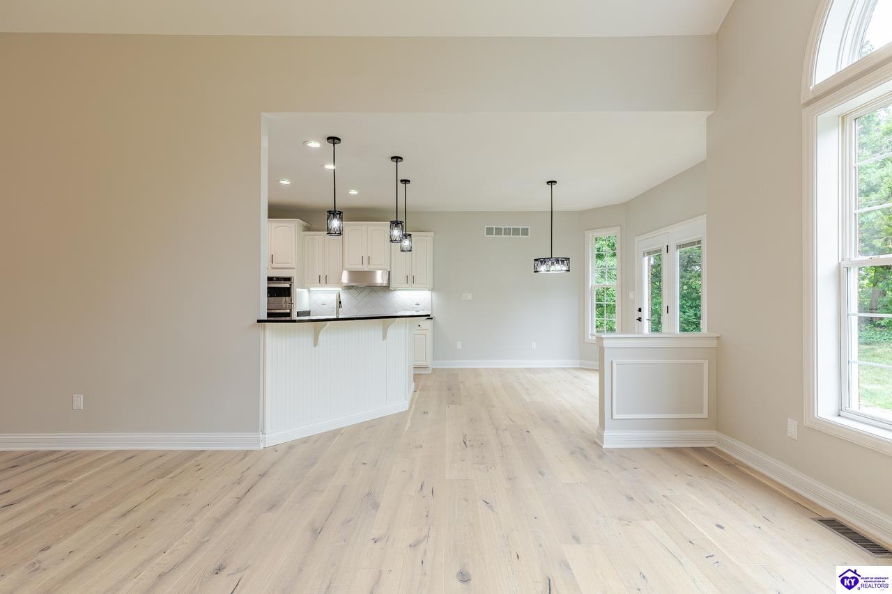 227 Evergreen Garden