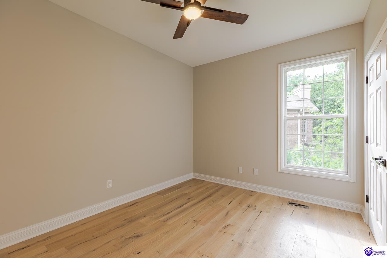 227 Evergreen Garden