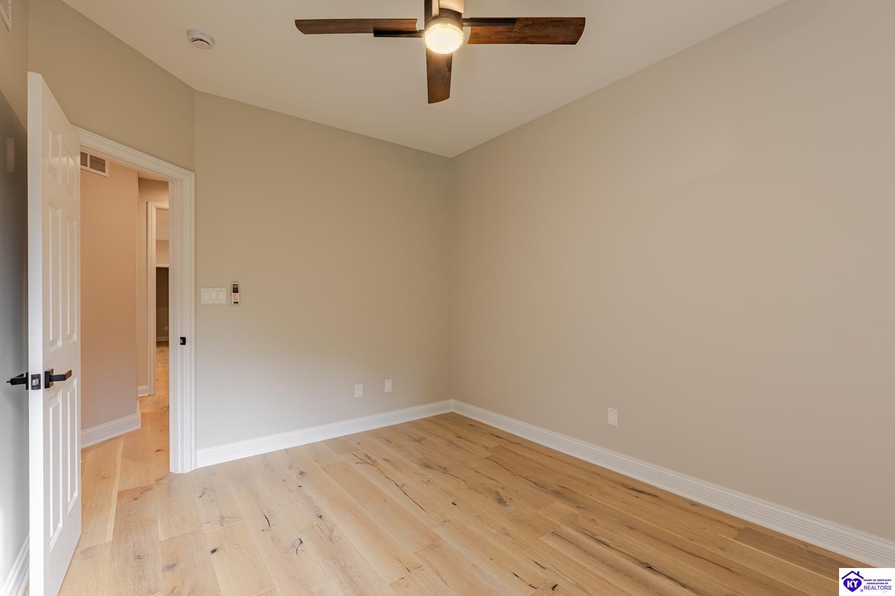 227 Evergreen Garden