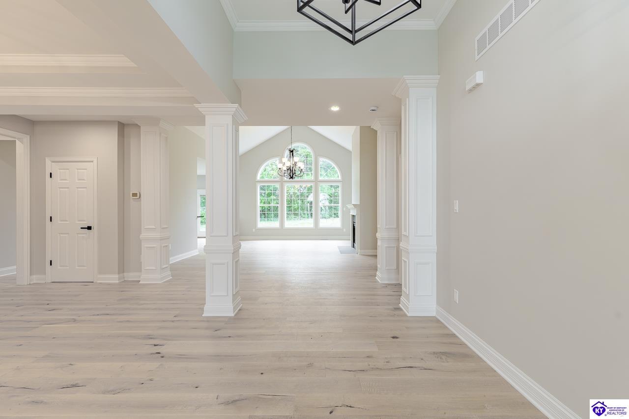 227 Evergreen Garden