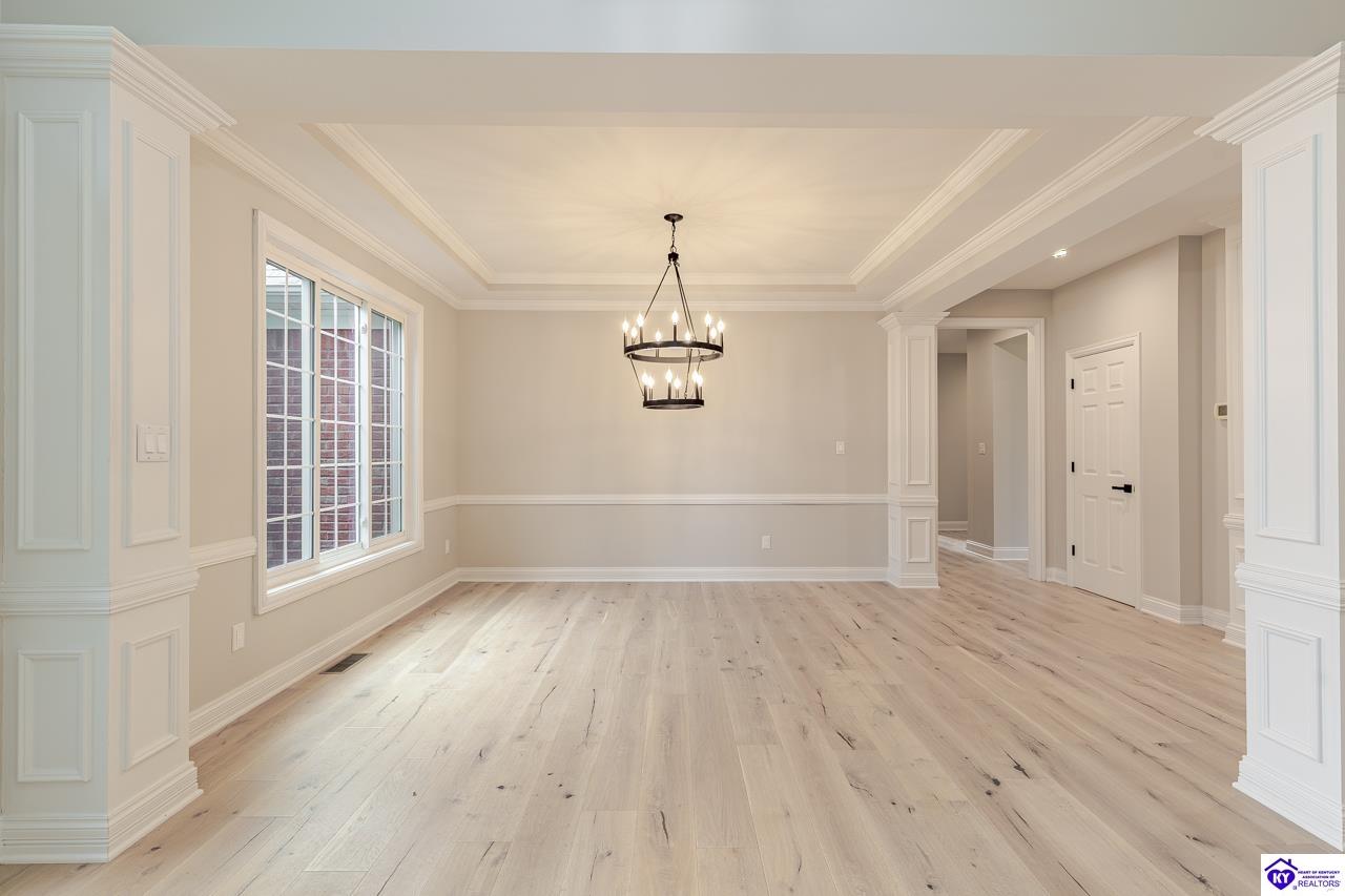 227 Evergreen Garden