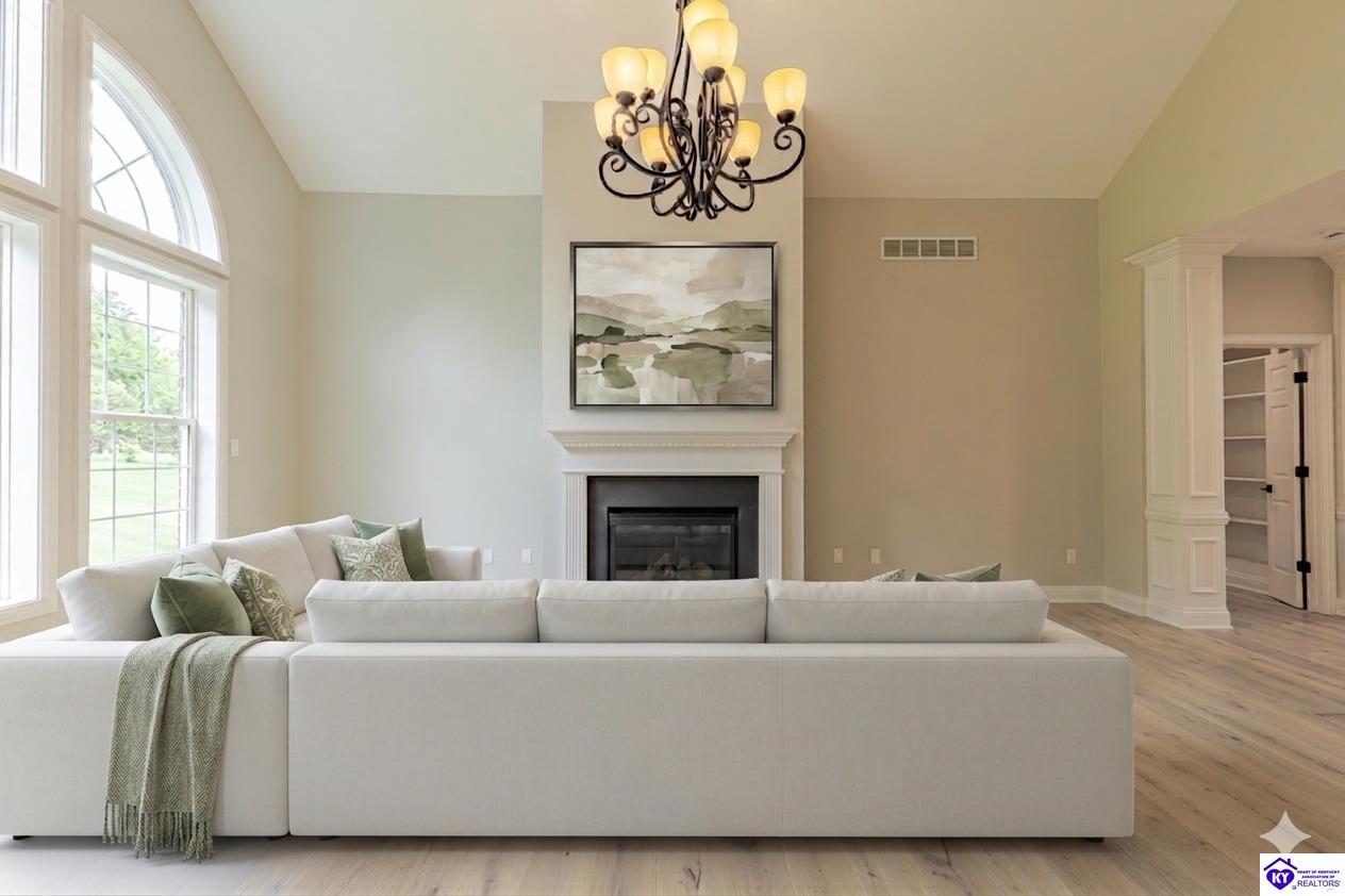 227 Evergreen Garden