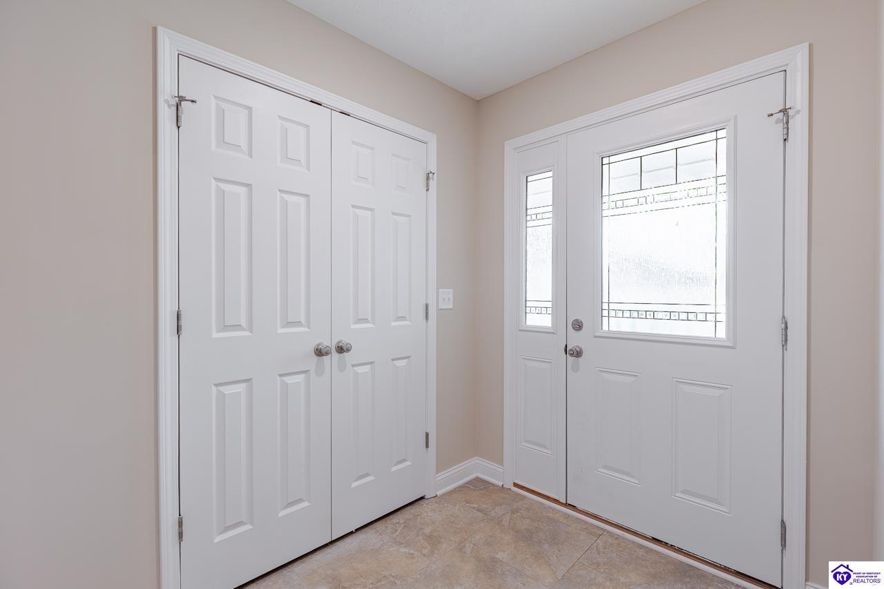 305 Breckinridge Circle