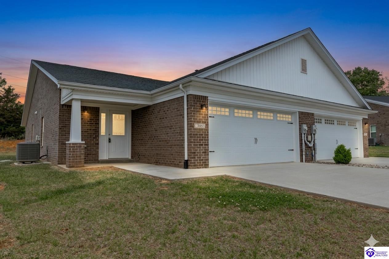 305 Breckinridge Circle