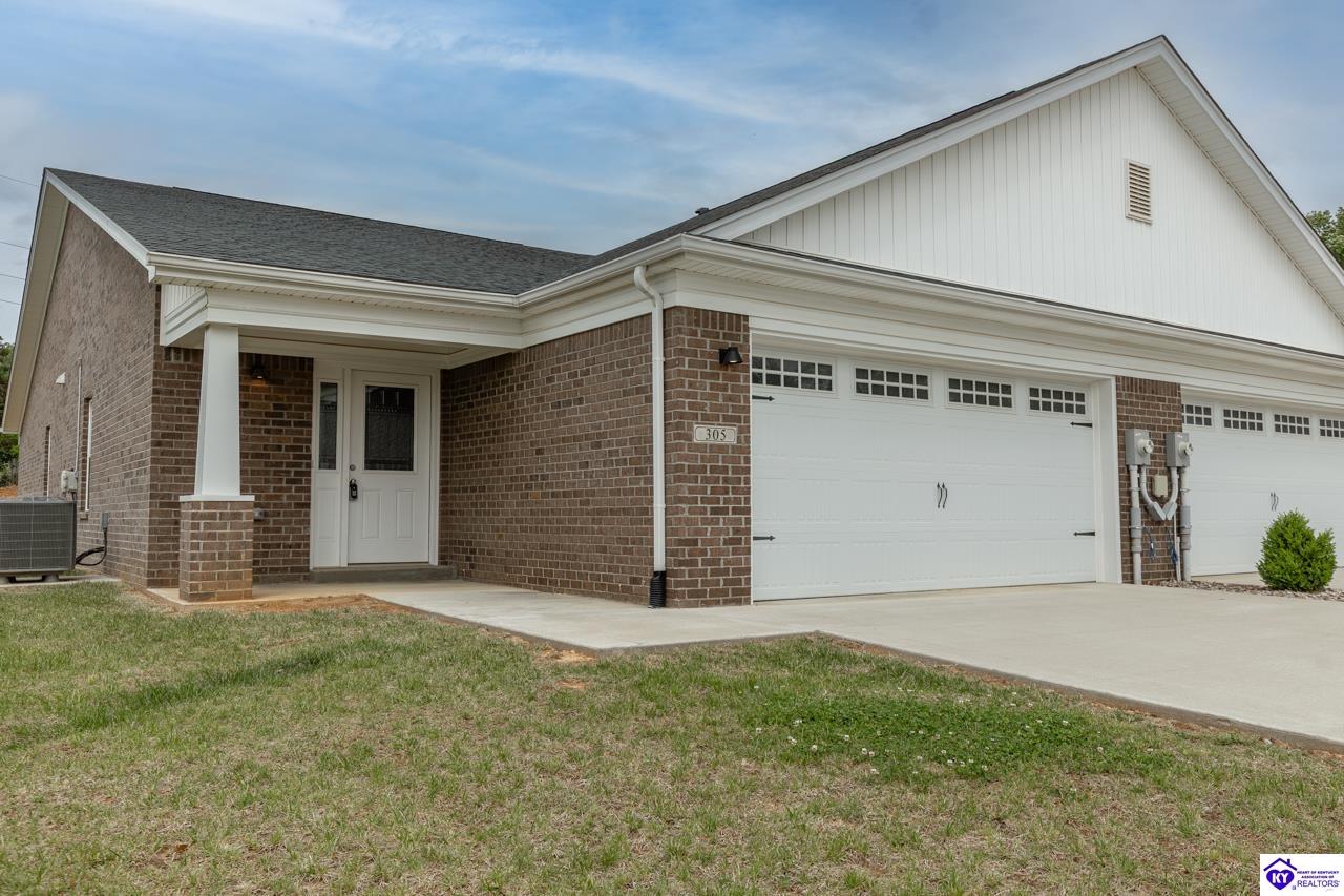 305 Breckinridge Circle