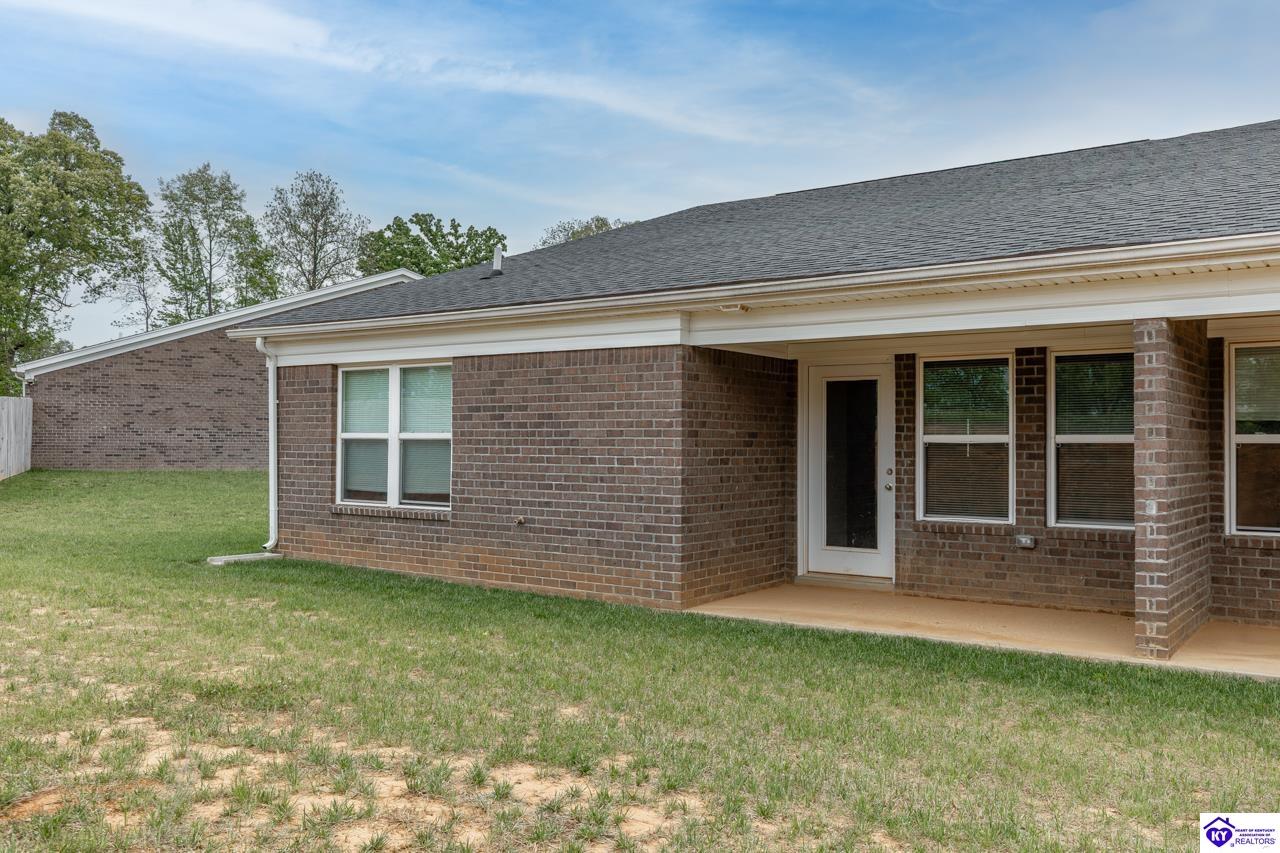 307 Breckinridge Circle