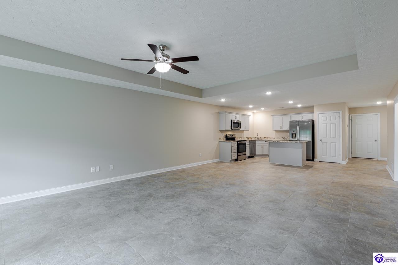 305 & 307 Breckinridge Circle