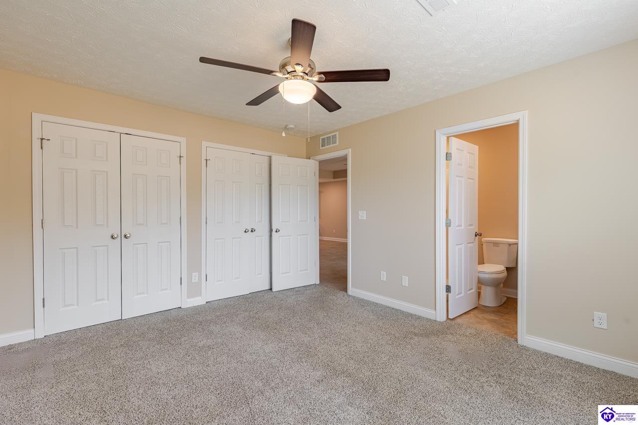305 & 307 Breckinridge Circle